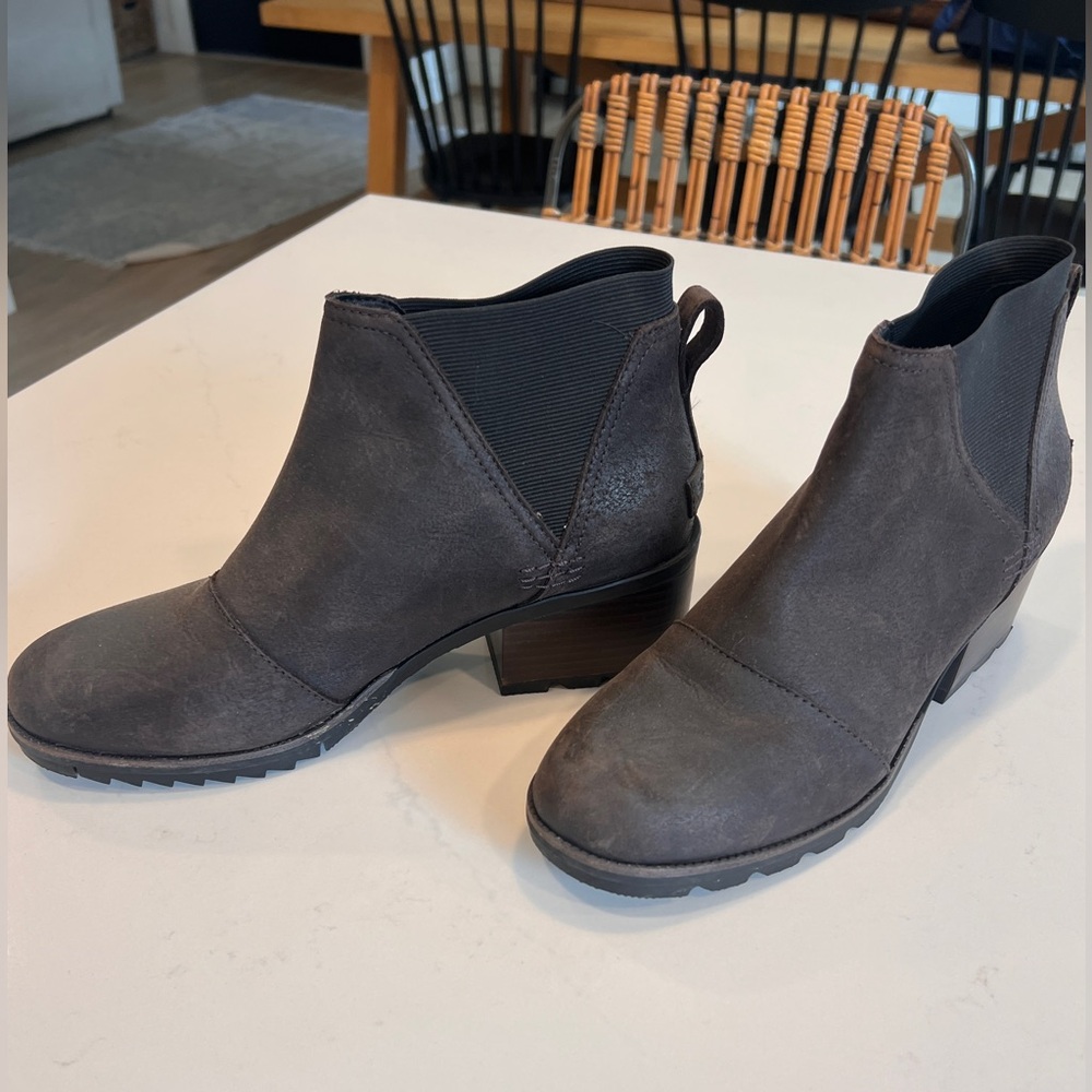 Sorel leather booties